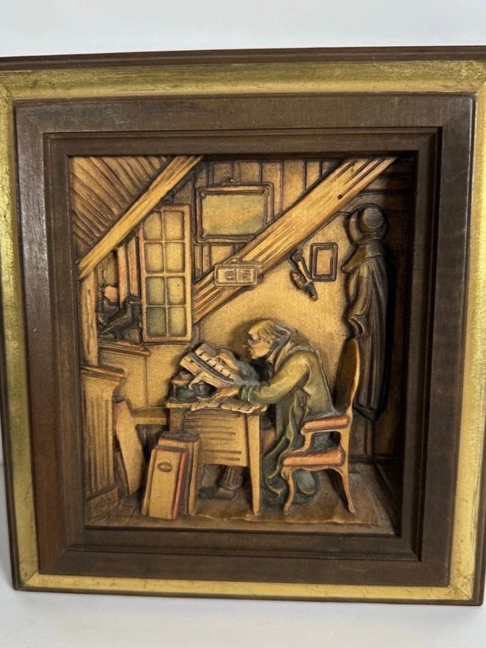 ANRI The Bookworm 3D Wood Sculpture Brown & Gold